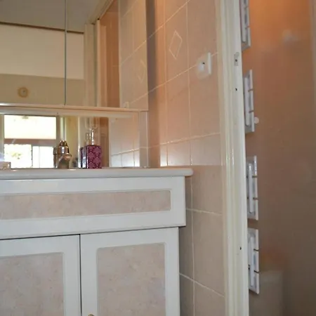 Villa 6 Couchages Saint-Cyprien, Terrasse, Piscine Collective - Fr-1-225D-230 Dom wakacyjny *