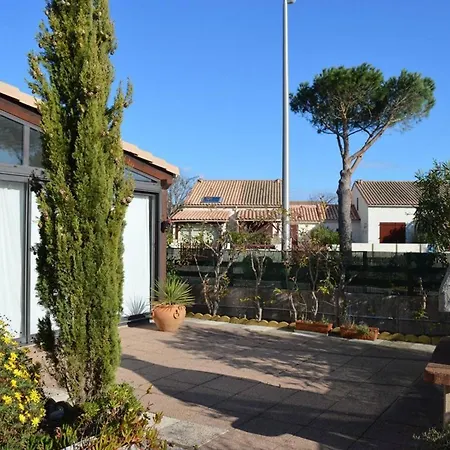 Villa 6 Couchages Saint-Cyprien, Terrasse, Piscine Collective - Fr-1-225D-230